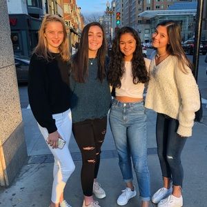 Meet your Posher, Mare